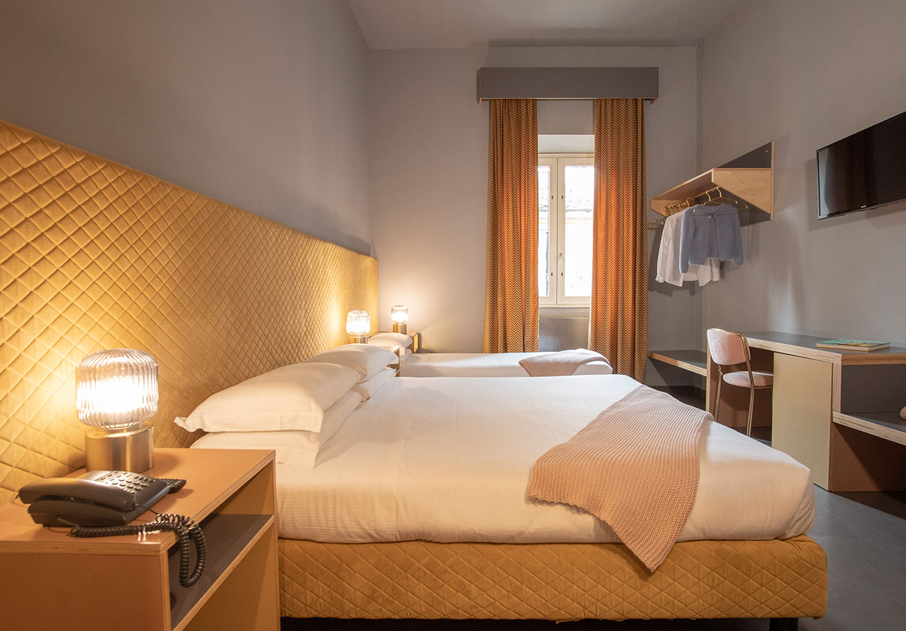 Rooms for Triple in rome