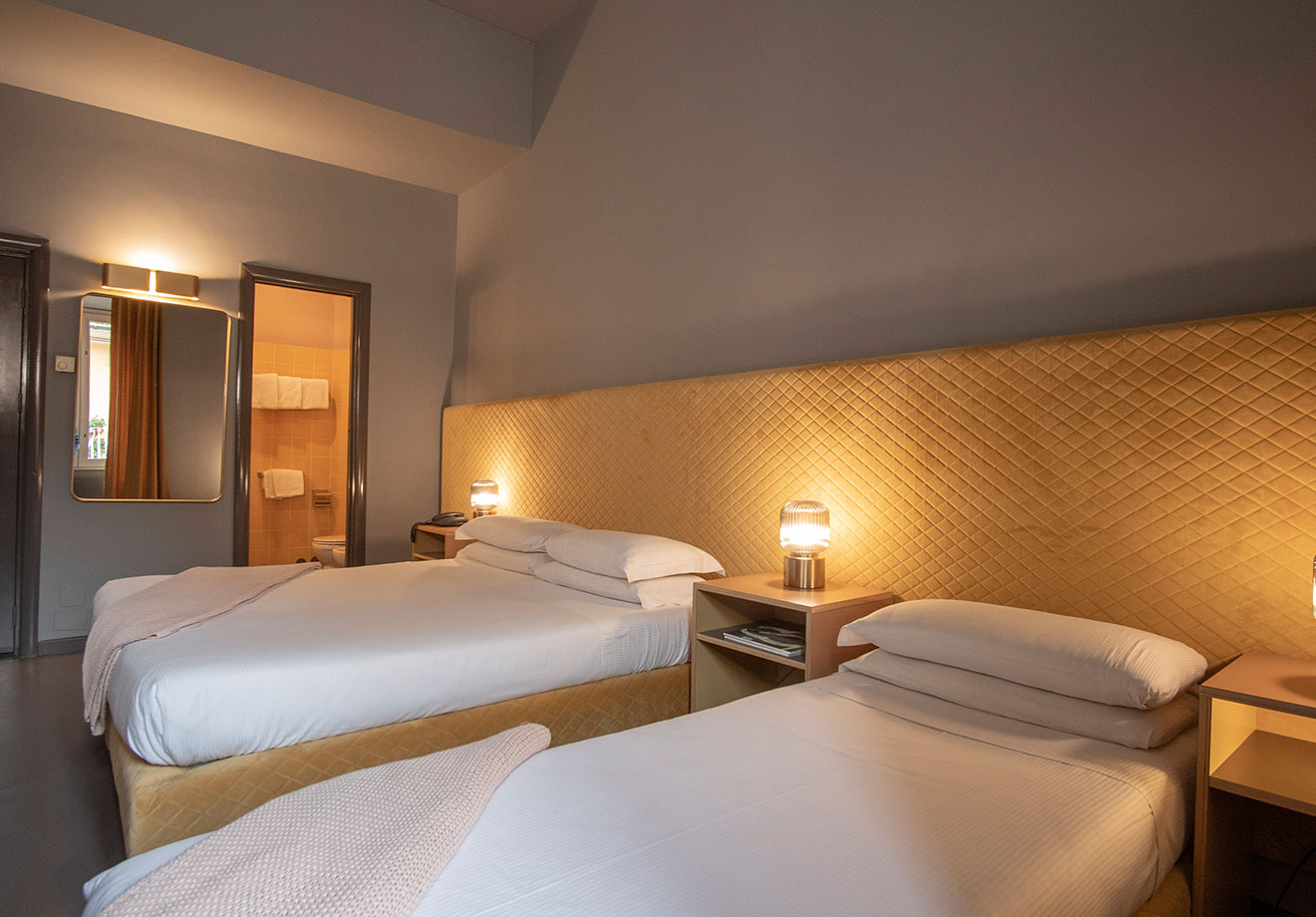 Rooms for Triple in rome